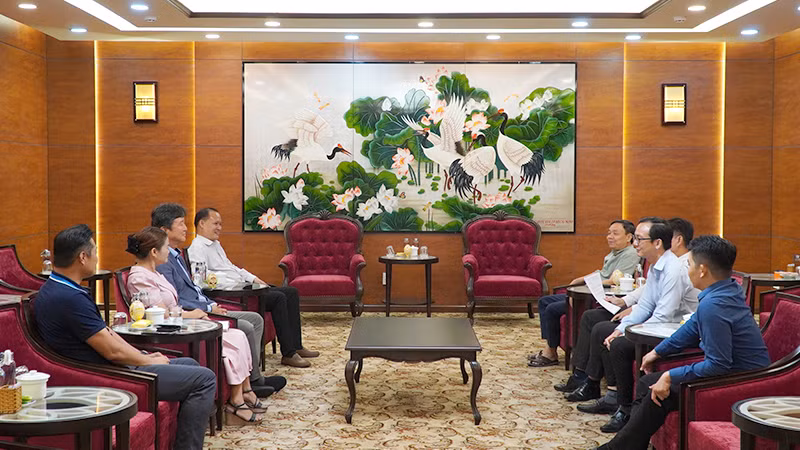 Quang cảnh buổi gặp mặt. (Ảnh: HỮU NGHĨA)