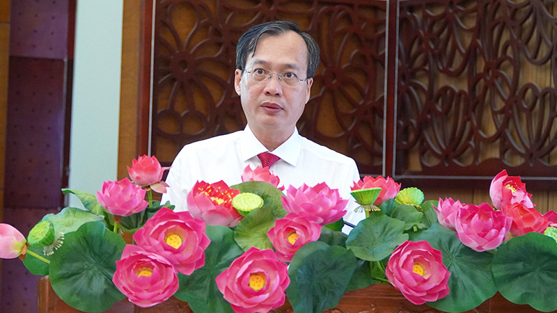 Chủ tịch Ủy ban nhân dân tỉnh Đồng Tháp Trần Trí Quang phát biểu. (Ảnh: HỮU NGHĨA)