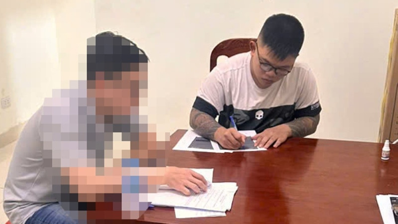 Đối tượng Nguyễn Tiến Đạt khai nhận tại cơ quan công an.