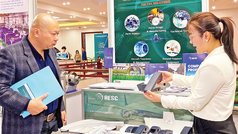 Giới thiệu những công nghệ mới tại Hội thảo quốc tế lĩnh vực Công nghiệp Hàng không Hà Nội 2024.