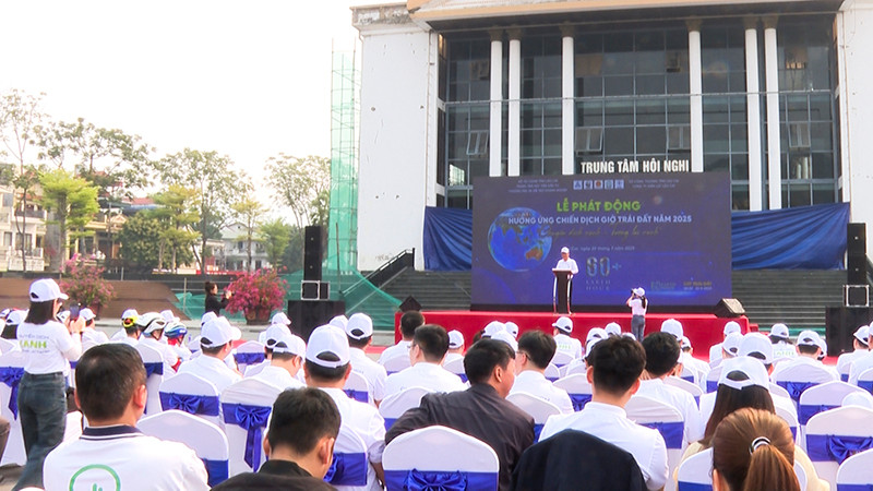 Quang cảnh lễ phát động hưởng ứng Giờ Trái đất năm 2025.