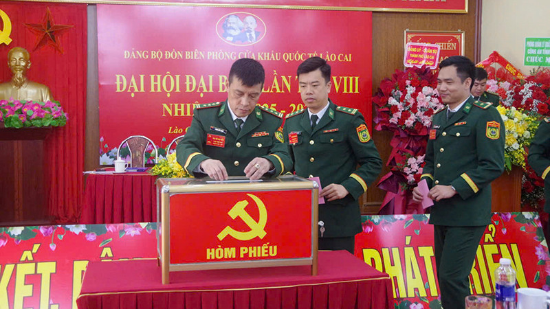  Đại hội bầu cử Ban chấp hành Đảng bộ khoá mới.