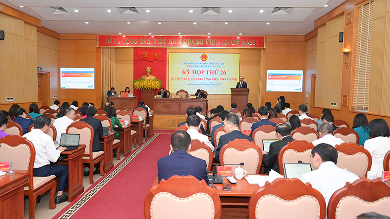 Quang cảnh kỳ họp.