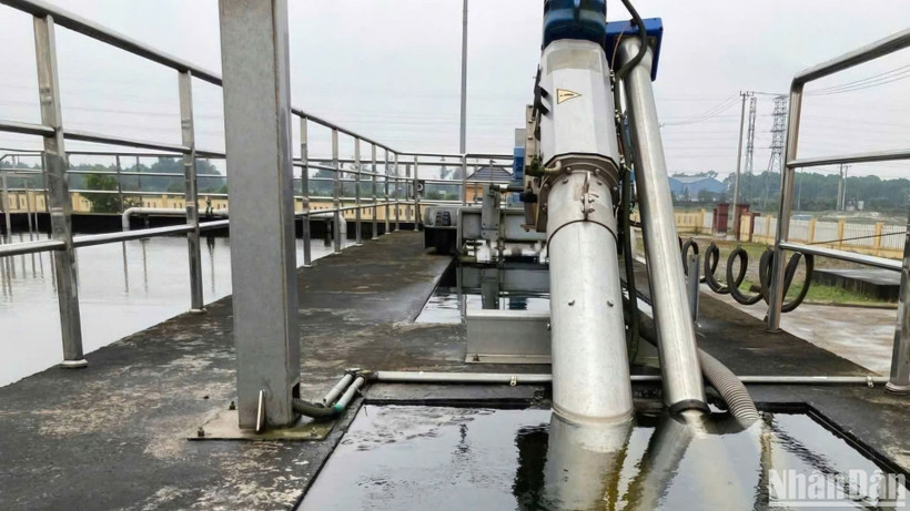 Một bộ phận của nhà máy được thi công đã khá lâu.