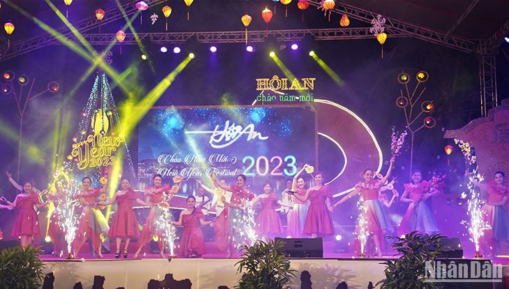 Hội An tổ chức chương trình chào đón Năm mới phục vụ người dân và du khách.