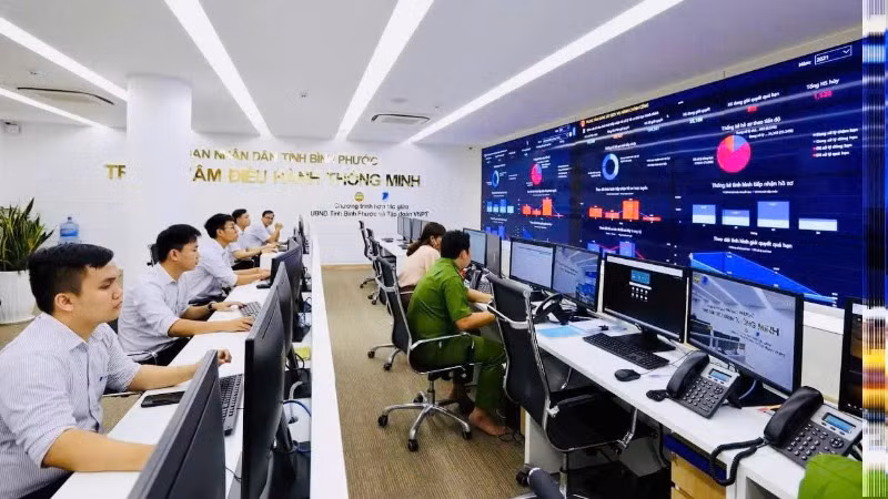 Gỡ rào cản về thể chế, chính sách sẽ giúp doanh nghiệp bứt phá trong nền kinh tế số. (Ảnh: THÚY QUỲNH)