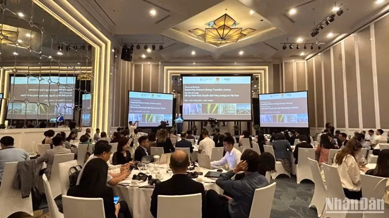 Toàn cảnh hội thảo.