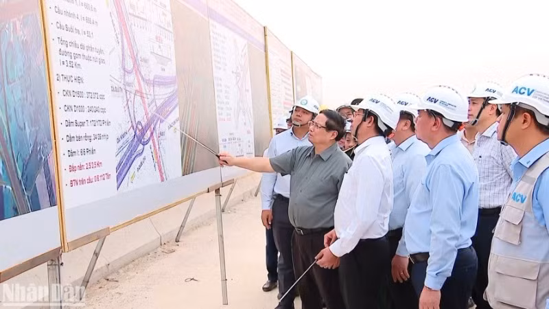 Thủ tướng chính phủ chỉ đạo chậm nhất tới 31/12/2025 phải cơ bản hoàn thành sân bay Long Thành. (Ảnh: ĐÌNH HUY)