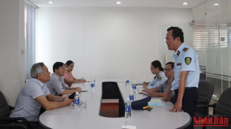 Đơn vị đầu mối ký cam kết bảo đảm cung ứng xăng dầu. 