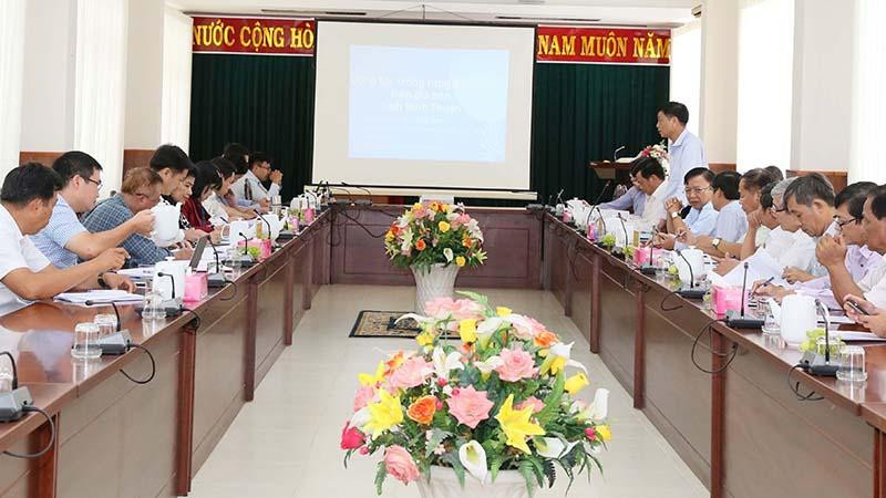 Quang cảnh buổi làm việc giữa Đoàn công tác Ủy ban Khoa học, Công nghệ và Môi trường của Quốc hội với lãnh đạo tỉnh Ninh Thuận.