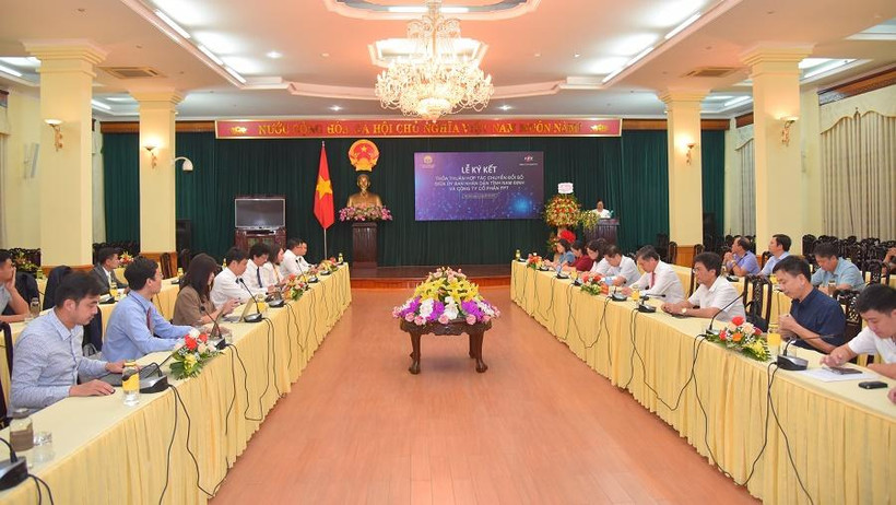 Toàn cảnh Lễ ký kết.