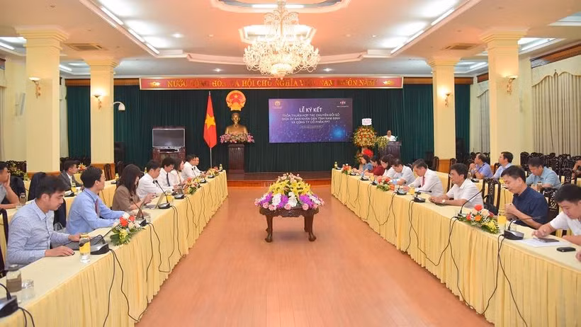 Toàn cảnh Lễ ký kết.