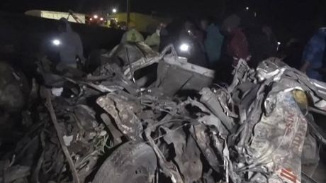 Một số phương tiện bị hỏng hoàn toàn sau vụ tai nạn. (Nguồn: AFP)