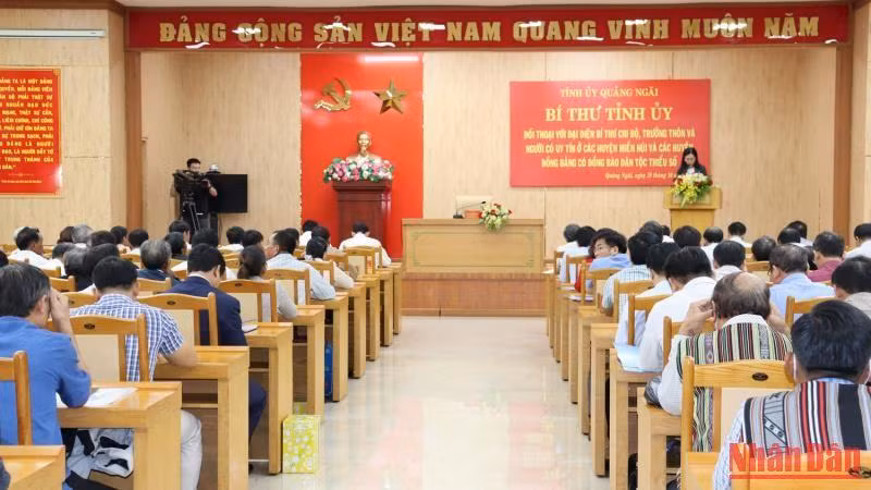 Quang cảnh buổi đối thoại.