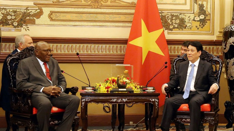 Chủ tịch nước Lương Cường tiếp Ủy viên Bộ Chính trị, Phó Chủ tịch nước Cuba Salvador Valdes Mesa.