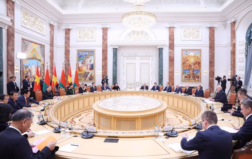 Tổng Bí thư Tô Lâm hội đàm chính thức với Tổng thống Belarus Aleksandr Lukashenko. (Ảnh: THỐNG NHẤT/TTXVN)