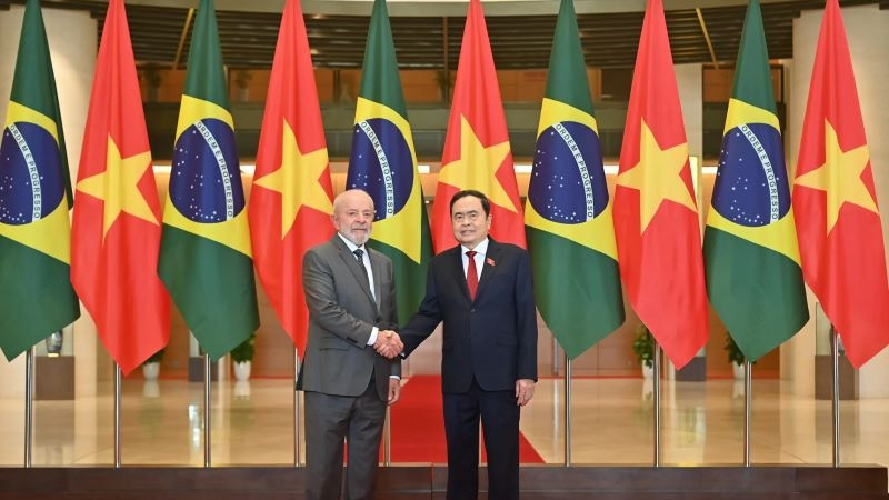 Chủ tịch Quốc hội Trần Thanh Mẫn và Tổng thống Brazil Luiz Inácio Lula da Silva. (Ảnh: DUY LINH)