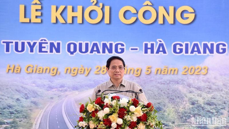 Thủ tướng Phạm Minh Chính phát biểu ý kiến tại Lễ khởi công. (Ảnh: Trần Hải)
