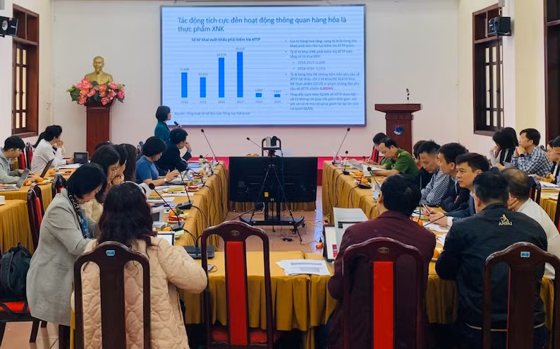 Quang cảnh hội thảo.