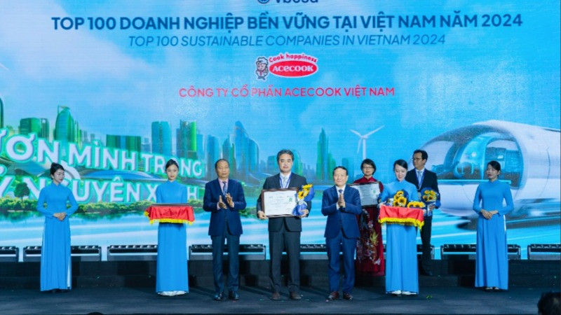 Acecook Việt Nam được vinh danh tại bảng xếp hạng CSI 100 năm 2024.