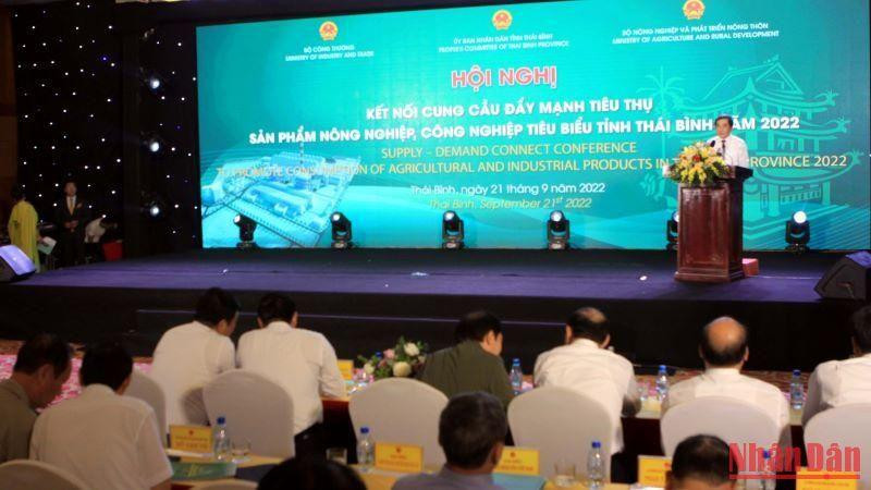 Quang cảnh Hội nghị kết nối cung cầu tiêu thụ sản phẩm công nghiệp, nông nghiệp cho tỉnh Thái Bình.