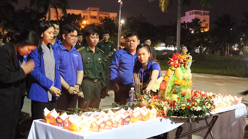 Tưởng niệm các nạn nhân tử vong vì tai nạn giao thông