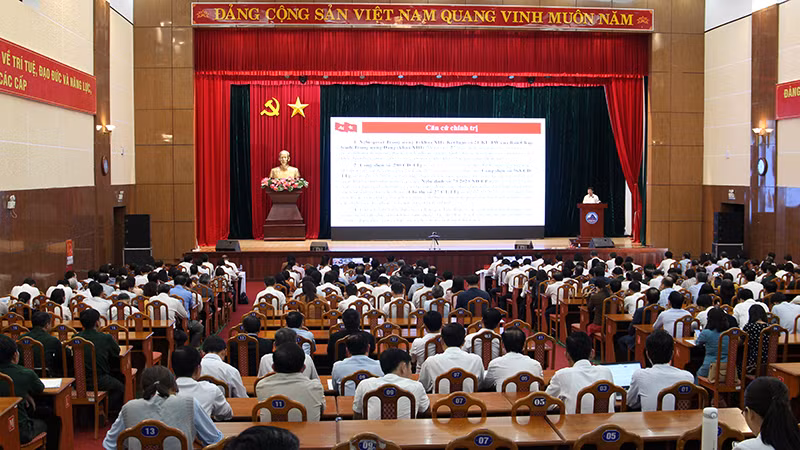 Toàn cảnh hội nghị