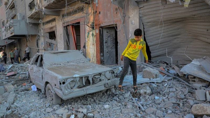 Cảnh đổ nát do cuộc xung đột Israel-Hamas tại thành phố Khan Younis, Dải Gaza. (Ảnh: THX/TTXVN)