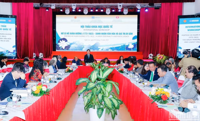 Toàn cảnh Hội thảo khoa học quốc tế: Nữ sĩ Hồ Xuân Hương (1772-1822) - Danh nhân văn hoá và giá trị di sản.