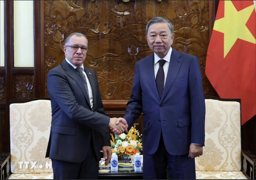 Chủ tịch nước Tô Lâm tiếp Đại sứ Colombia Miguel Angel Rodriguez Melo. Ảnh: Nhan Sáng/TTXVN.