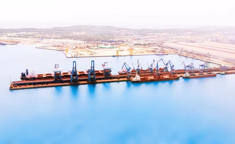 Mở rộng không gian phát triển công nghiệp được kỳ vọng sẽ đưa tỉnh Quảng Ngãi khai thác thế mạnh toàn diện hơn.