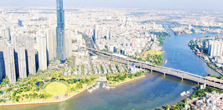 Một góc đô thị Thành phố Hồ Chí Minh. (Ảnh THẾ ANH)