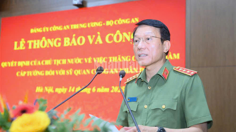 Bộ trưởng Lương Tam Quang phát biểu tại lễ. ndo_c_thiet-ke-chua-co-ten-24.png