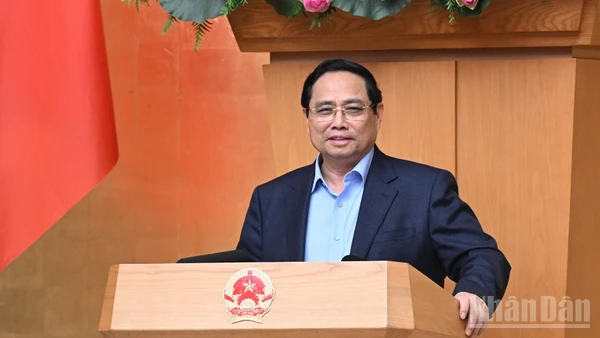 Thủ tướng Chính phủ Phạm Minh Chính phát biểu ý kiến kết luận cuộc họp. (Ảnh: TRẦN HẢI)