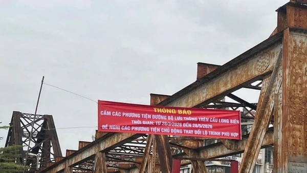 [Infographic] Hà Nội điều chỉnh phân luồng giao thông cầu Long Biên phục vụ thi công sửa chữa