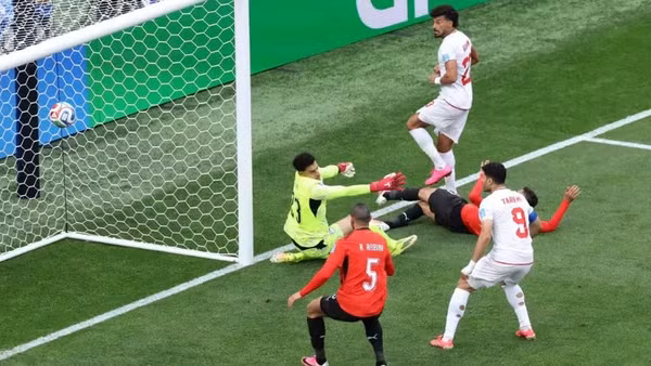 Pha ghi bàn gỡ hòa của Iran vào lưới Ai Cập ở lượt cuối bảng G World Cup 2026, trên sân Seattle ở Mỹ, ngày 26/6/2026. (Ảnh: FIFA)