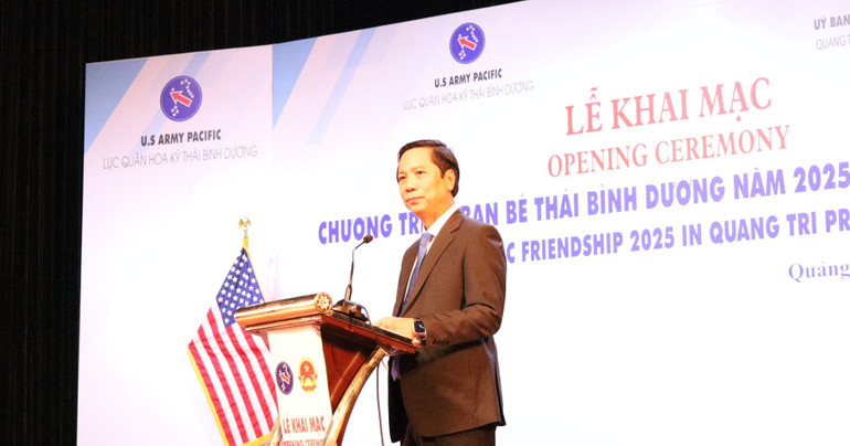 Phó Chủ tịch thường trực Ủy ban nhân dân tỉnh Quảng Trị Hoàng Nam phát biểu tại lễ khai mạc. ndo_br_img-0305.jpg