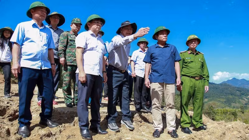 Bí thư Tỉnh ủy Quảng Ngãi kiểm tra, chỉ đạo khắc phục hậu quả bão lũ 