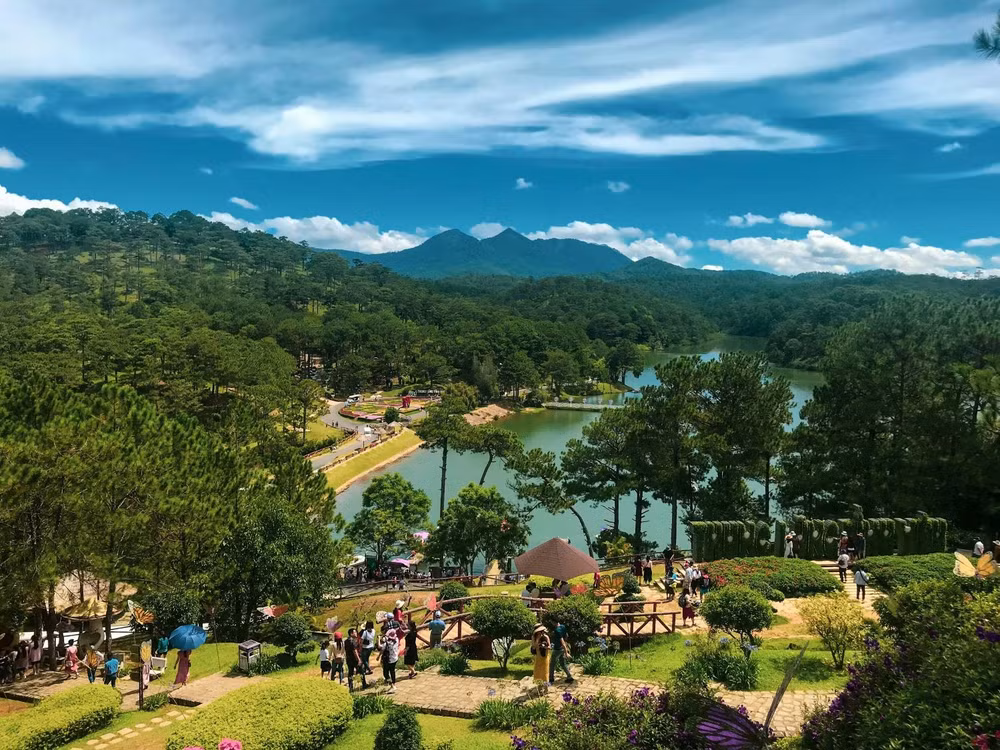 4-da-lat-viet-nam-unsplash-thai-tong.jpg