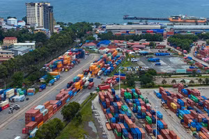 Campuchia phát triển hệ thống cảng biển để phục vụ nhu cầu xuất nhập khẩu hàng hóa. (Ảnh: AKP)