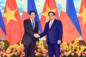 Thủ tướng Phạm Minh Chính và Tổng thống Philippines Ferdinand Romualdez Marcos Jr.