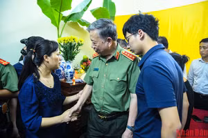 "Chúng tôi sẽ luôn nhớ 3 chiến sĩ cảnh sát đã hy sinh"