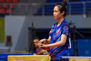 [Ảnh] Những nét duyên dáng bên bàn bóng