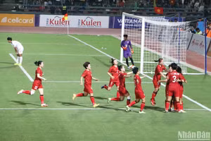 [Ảnh] Bóng đá nữ Việt Nam đi vào lịch sử SEA Games với 4 lần vô địch liên tiếp