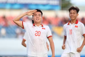 Nguyễn Hồng Phúc ăn mừng bàn thắng ấn định chiến thắng cho U23 Việt Nam. (Ảnh: WS)