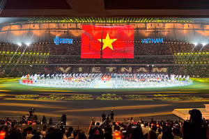 [Ảnh] Lễ khai mạc SEA Games 32: Ấn tượng sự kỳ công