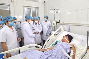 Chủ động "cắt" lây, không để dịch sởi kéo dài 