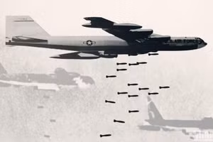 [Infographic] Tổn hại do Mỹ gây ra tại Hà Nội trong 12 ngày đêm cuối năm 1972