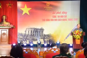 Thượng tướng Bế Xuân Trường, Chủ tịch Hội Cựu chiến binh Việt Nam phát biểu tại lễ phát động.