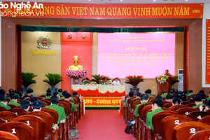 Toàn cảnh hội nghị.